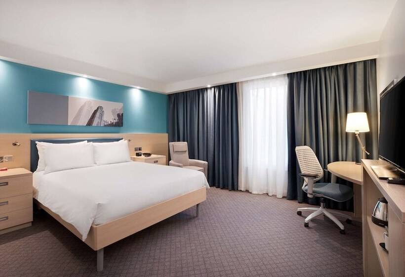 호텔 Hampton By Hilton Bristol Airport
