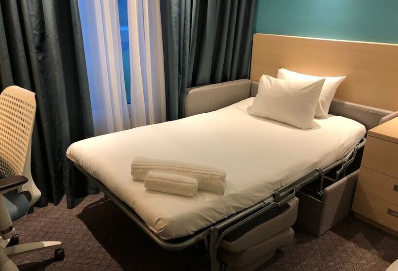 호텔 Hampton By Hilton Bristol Airport