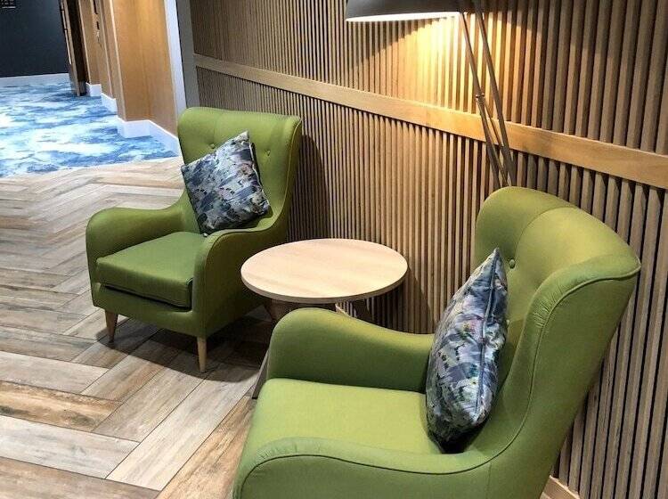 호텔 Hampton By Hilton Bristol Airport