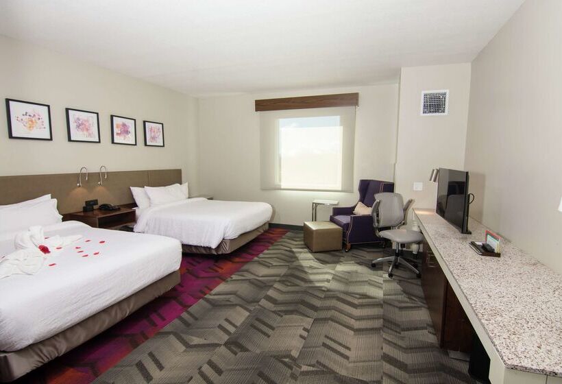 فندق Hilton Garden Inn Tampa Suncoast Parkway