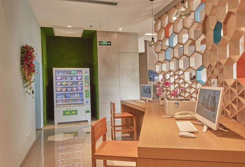 호텔 Holiday Inn Express Panjin Downtown, An Ihg