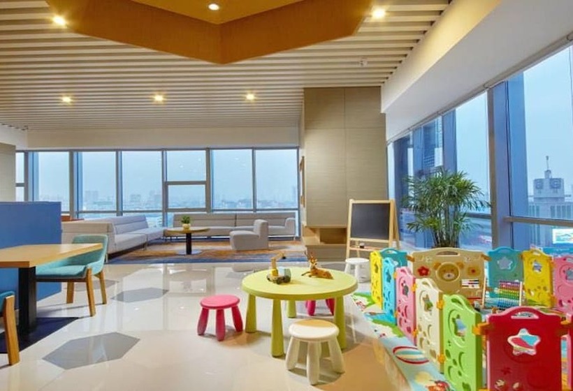 호텔 Holiday Inn Express Panjin Downtown, An Ihg