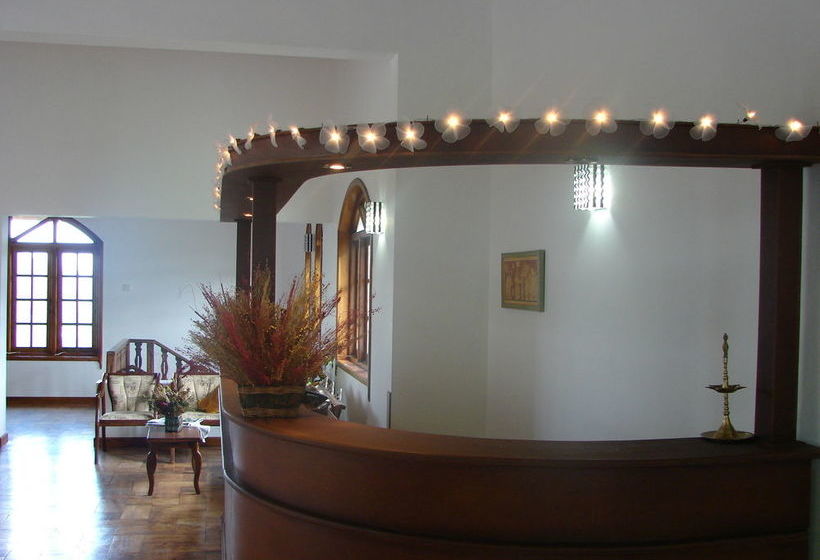 酒店 Kandyan Crown