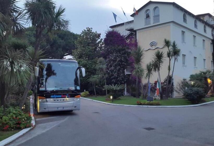 Отель Mediterraneo