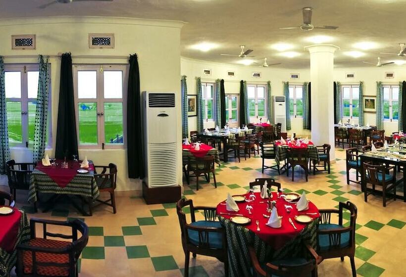 בית מלון כפרי Neemrana S Hill Fort Kesroli