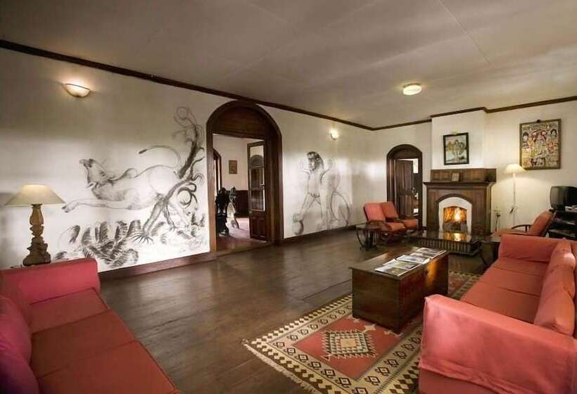 בית מלון כפרי Neemrana S Wallwood Garden