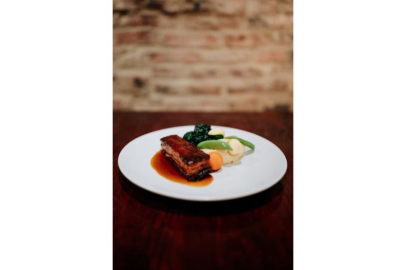 ホテル OYO The Leven