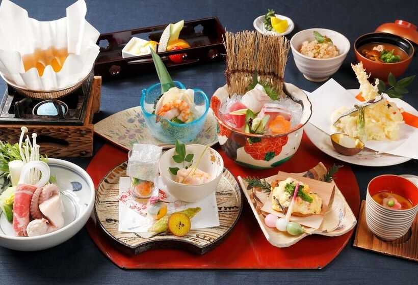 Отель Sakaide Grand