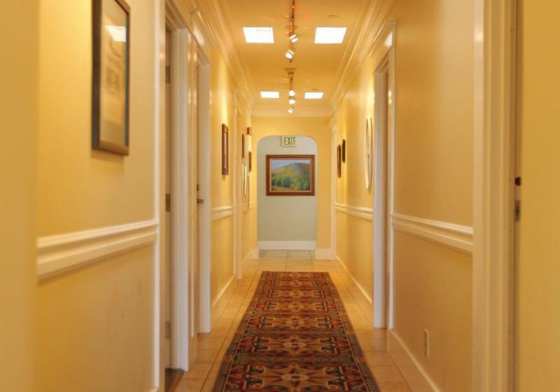 בית מלון כפרי Santa Paula Inn