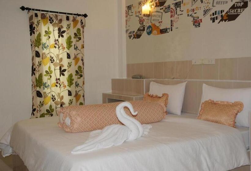 בית מלון כפרי Saraburi Garden Resort