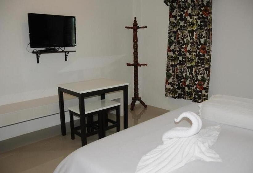 בית מלון כפרי Saraburi Garden Resort