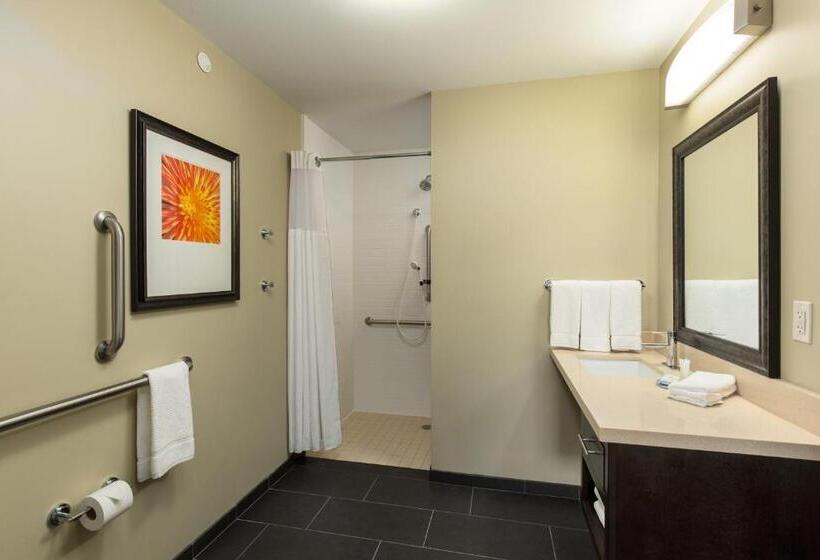 Отель Staybridge Suites Columbus Polaris, An Ihg