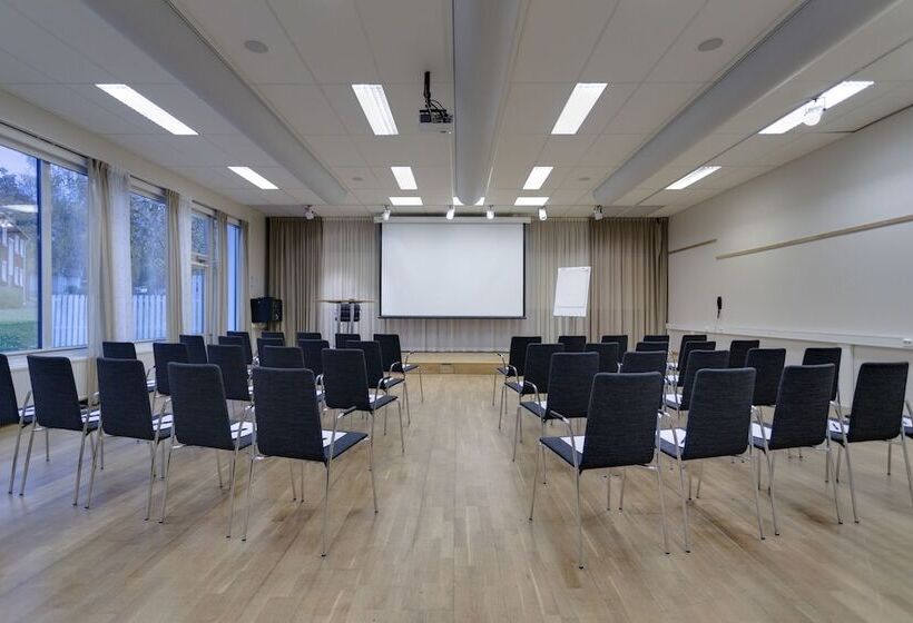 酒店 Sundbyholms Slott