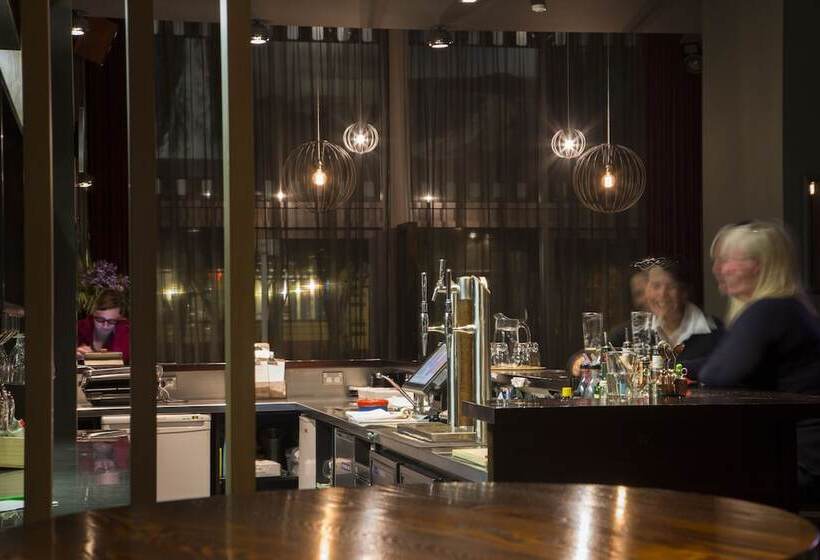 هتل The Cinema Suites