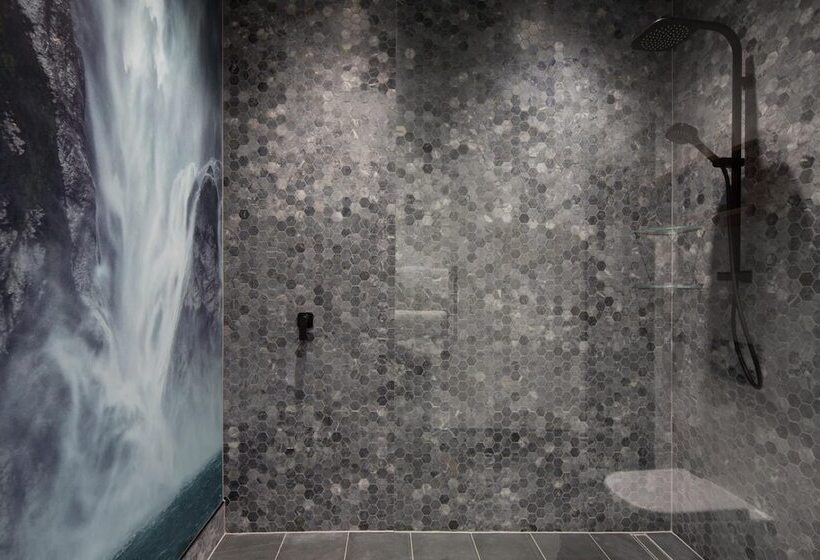 هتل The Cinema Suites