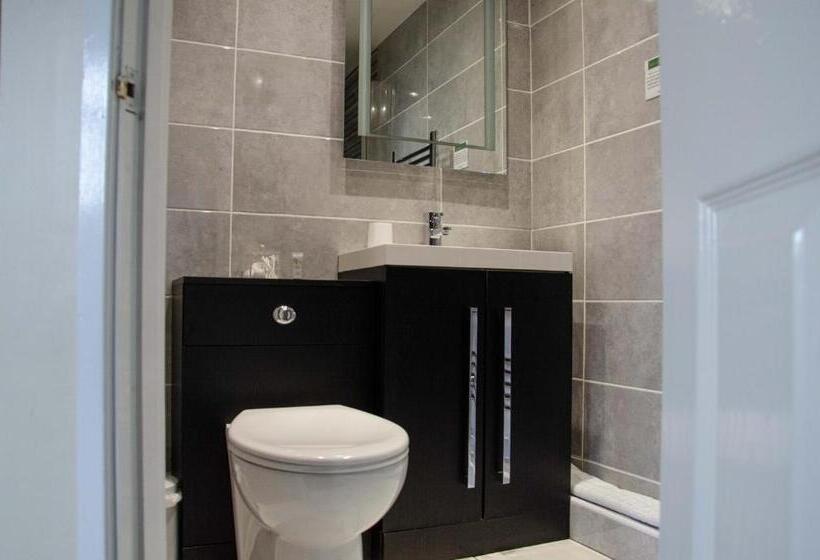 Отель The Lemonfield