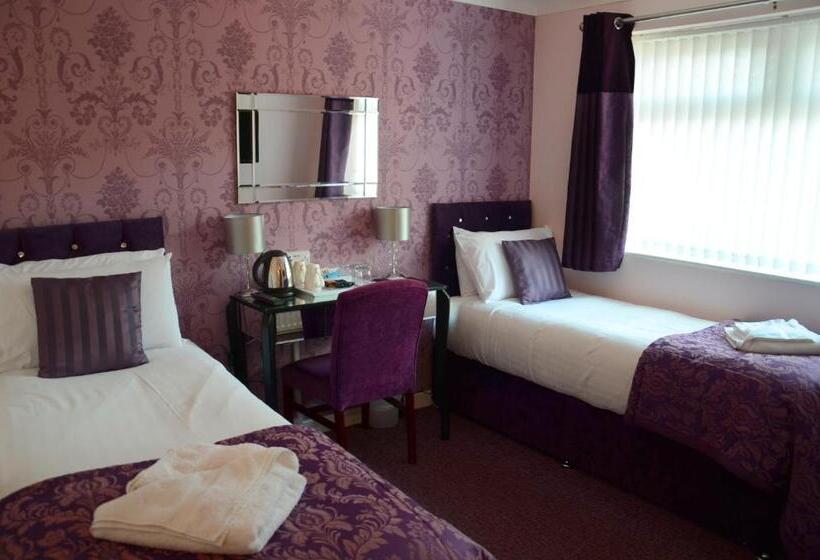 Отель The Lemonfield