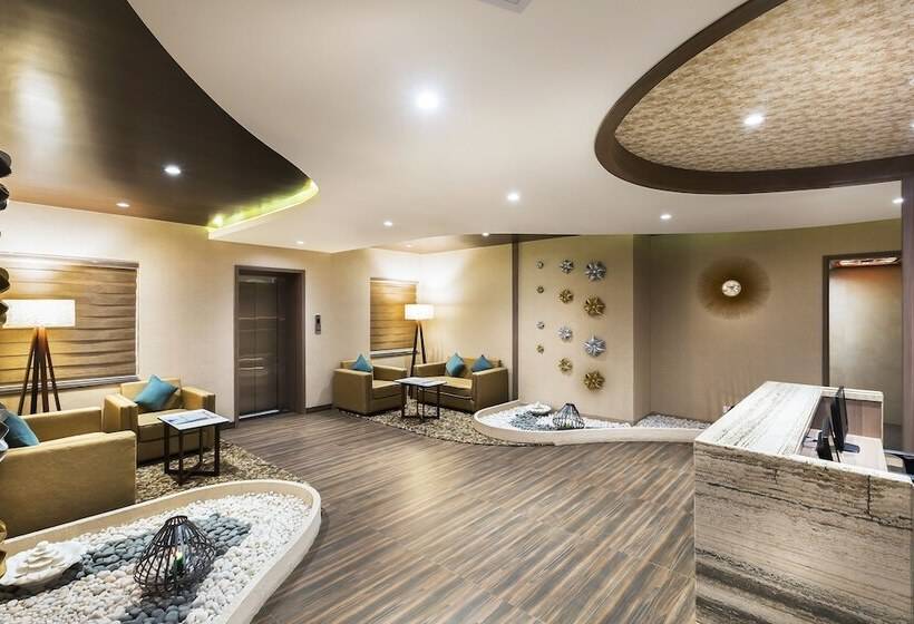 The Lotus Hotel Sameera