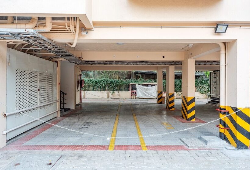 Отель Treebo Fourth Avenue