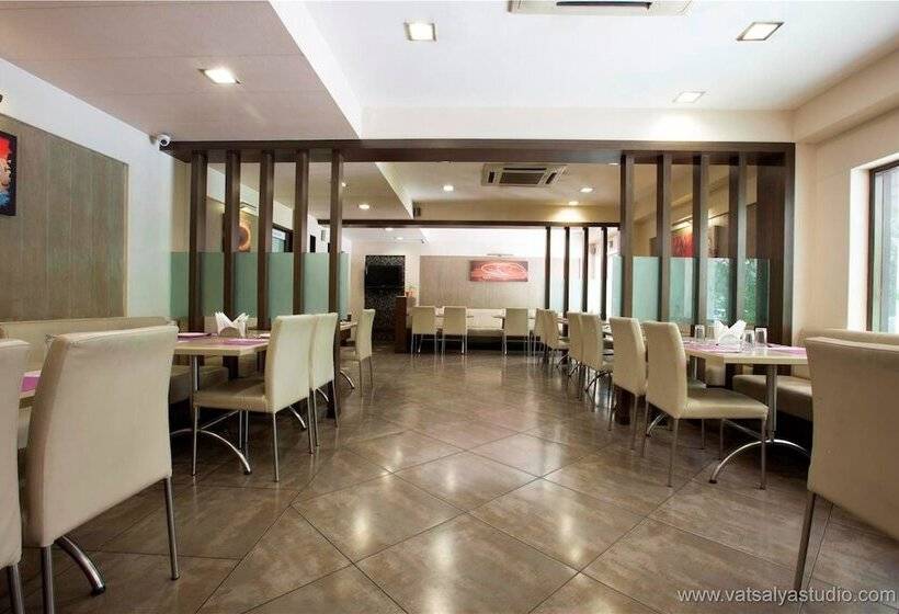 בית מלון כפרי Vits Shalimar Ankleshwar