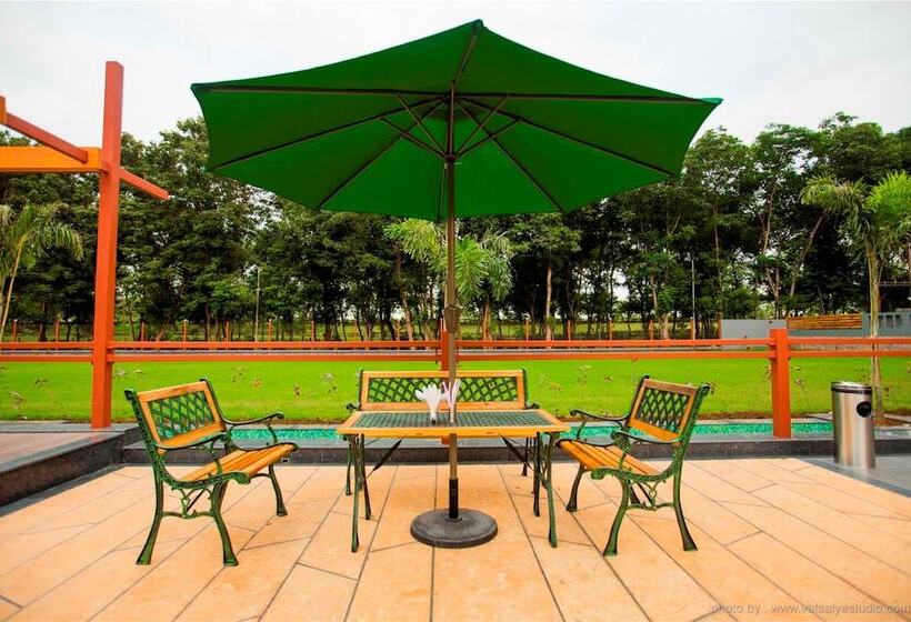 בית מלון כפרי Vits Shalimar Ankleshwar