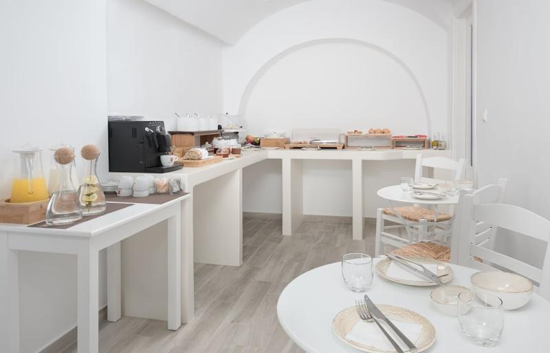 Iliada Suites Adults Only