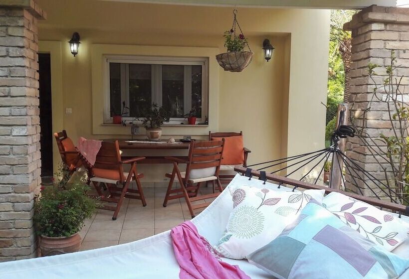 Kaloudis Studios & Apartments