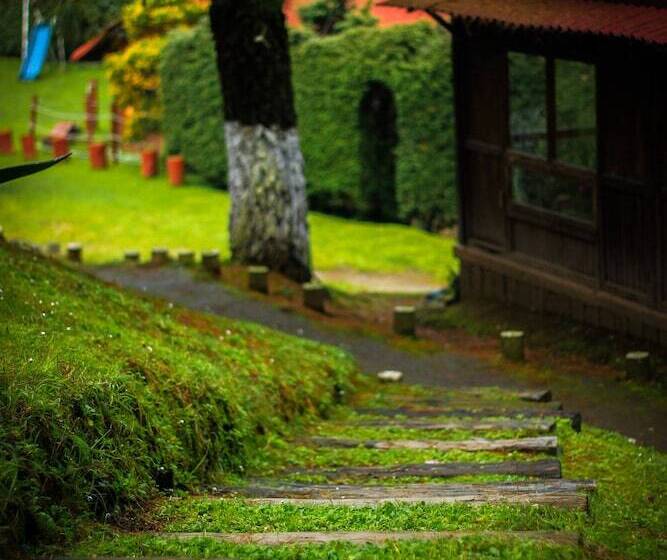 Los Vagones Cabañas Restaurante Bar