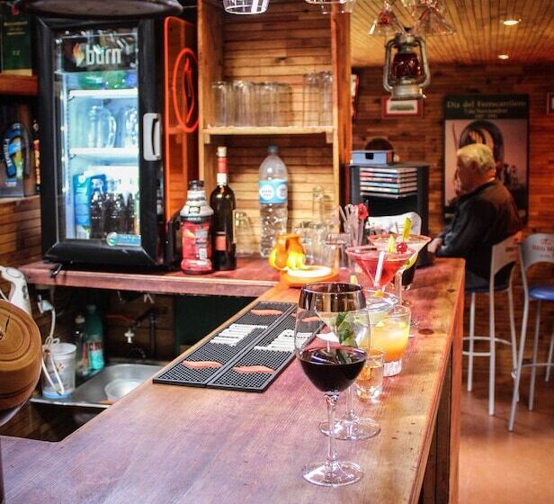 Los Vagones Cabañas Restaurante Bar