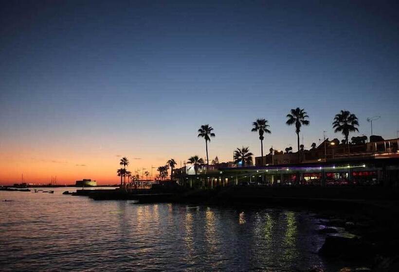 Paradise Cove Luxurious Beach Villas