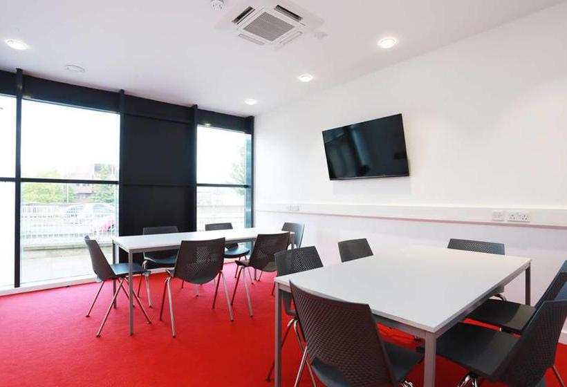 Peace Apartments  Hatbox