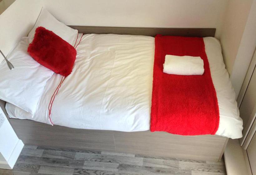 Peace Apartments  Hatbox