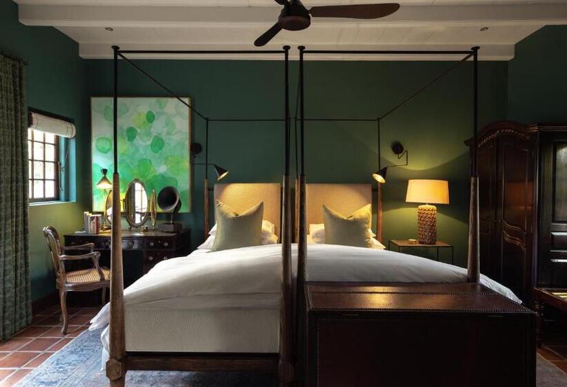 پانسیون Akademie Street Boutique