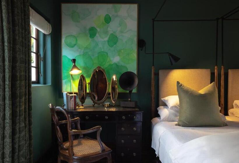 پانسیون Akademie Street Boutique