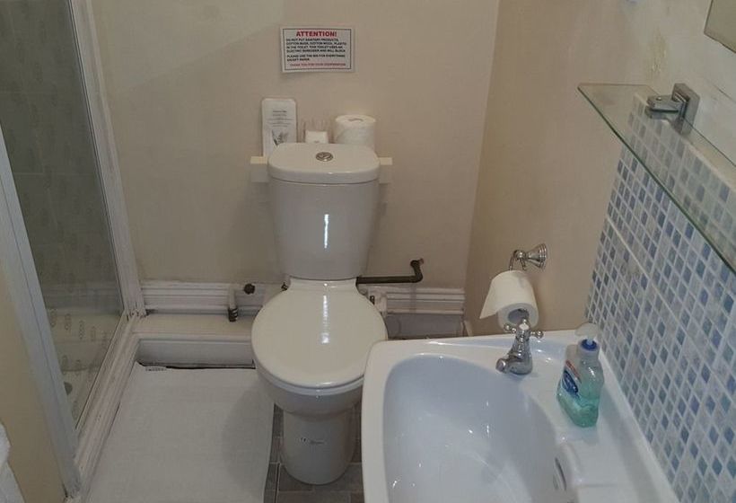 Пансион Albany Guest House