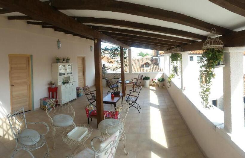 פנסיון Banica Apartments & Rooms