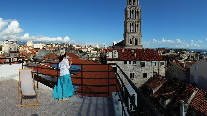 פנסיון Banica Apartments & Rooms