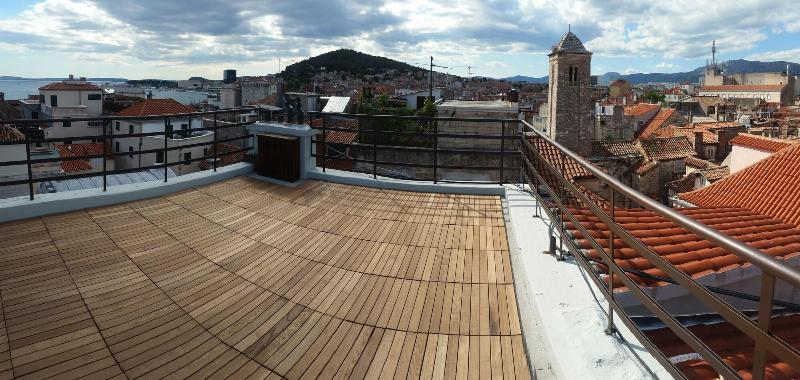 פנסיון Banica Apartments & Rooms