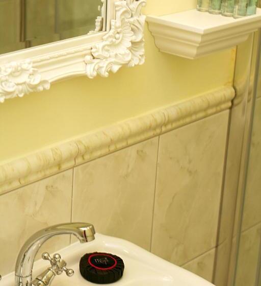 פנסיון Banica Apartments & Rooms