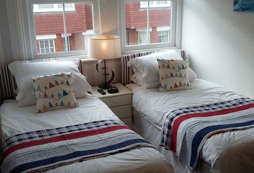 펜션 Cambridge House Guest House