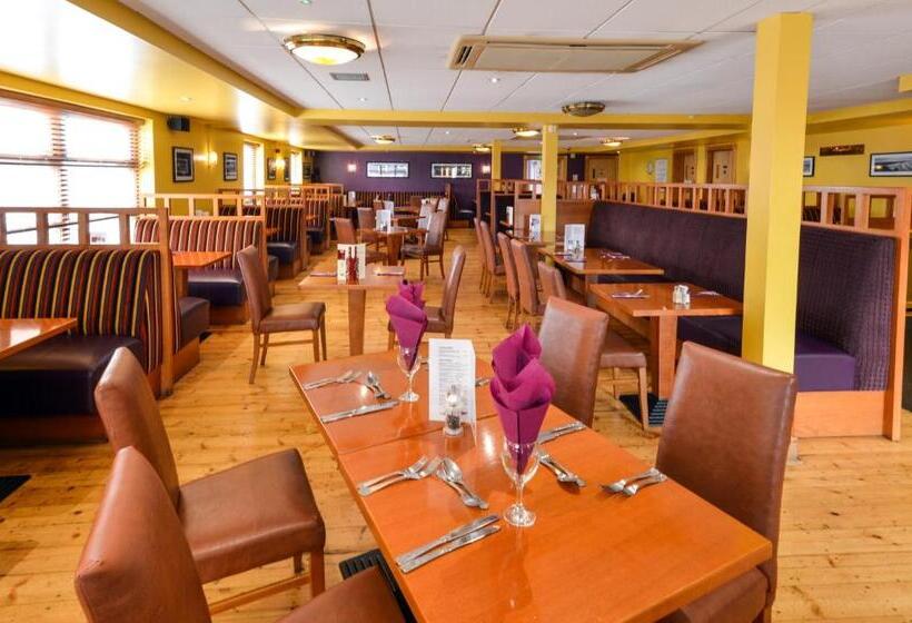 פנסיון Cromore Halt