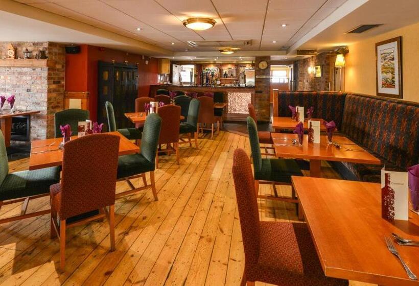 פנסיון Cromore Halt