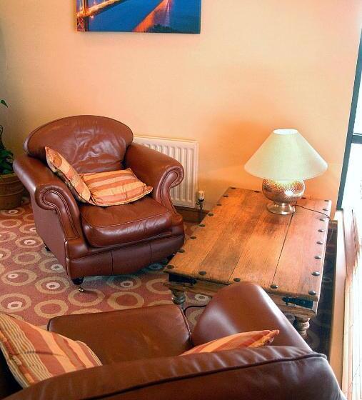 פנסיון Cromore Halt