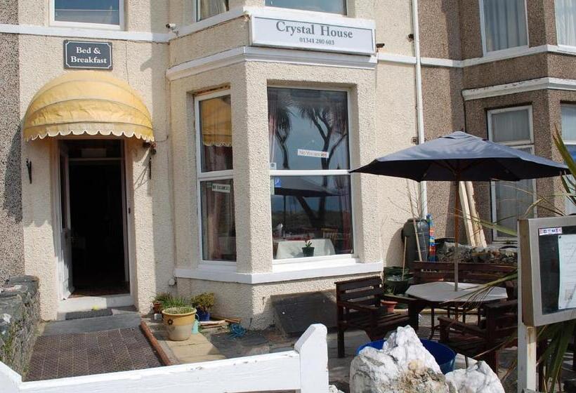 펜션 Crystal House