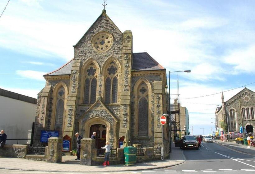 펜션 Crystal House