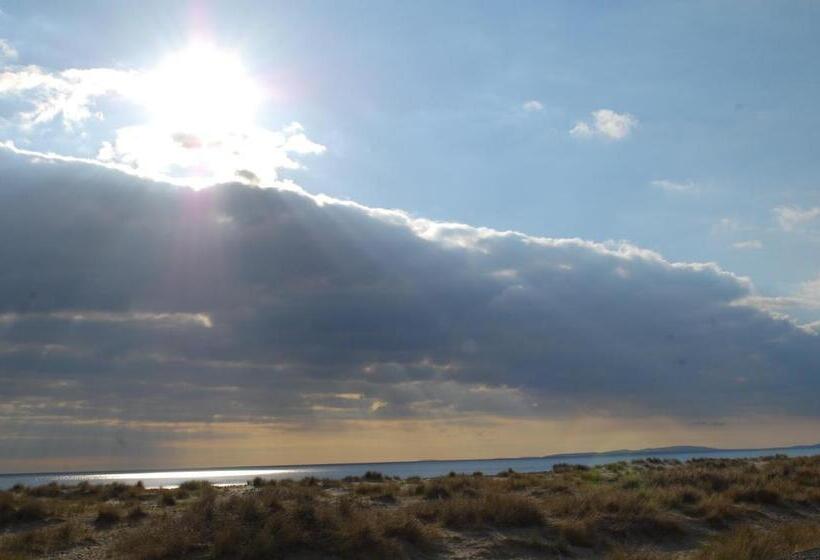 펜션 Crystal House