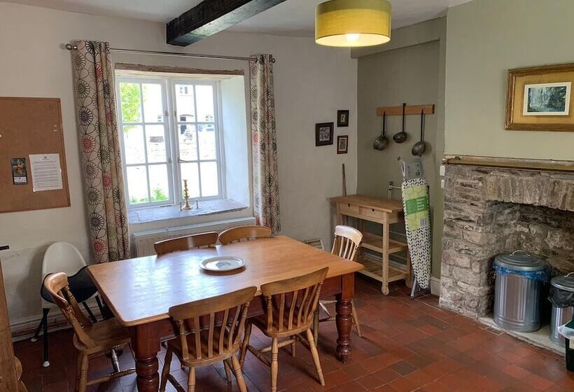 ペンション Glynhir Mansion