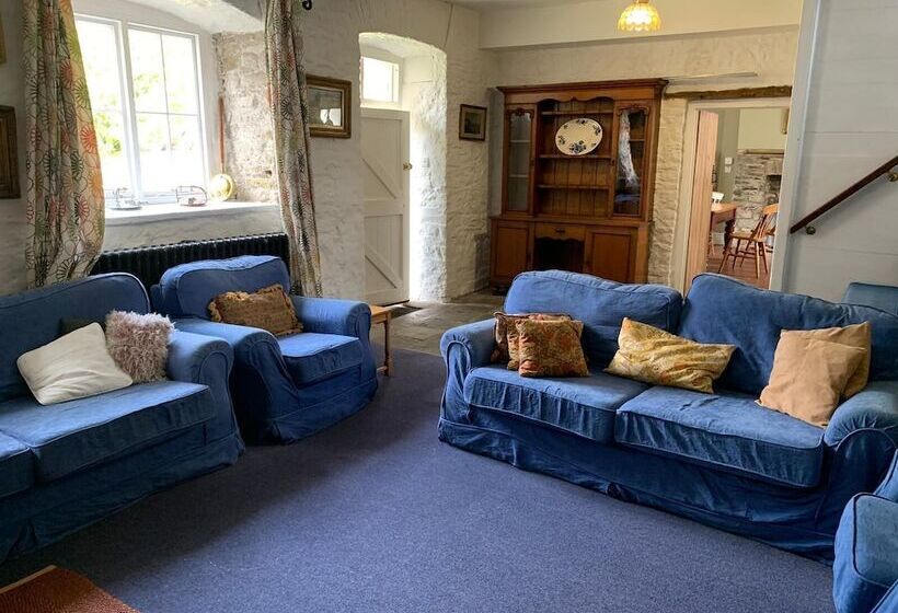 ペンション Glynhir Mansion