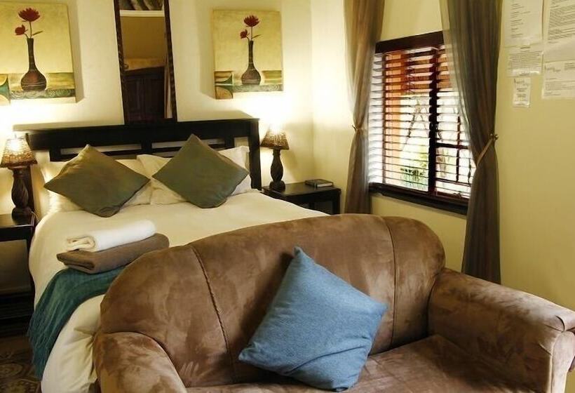 פנסיון Lapalosa Lodge