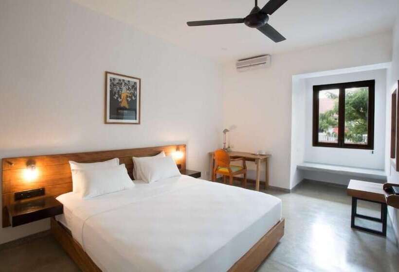 ペンション Moss Colombo